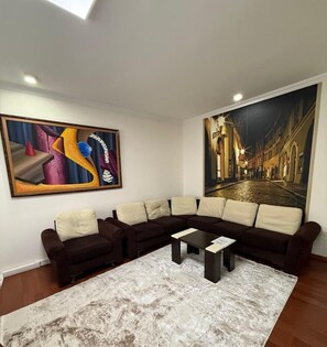 Apartment, 4 Bedrooms, Balcony, Sea View | Desk, laptop workspace, blackout drapes, soundproofing - Old City Hatefi Apartments (Baku)