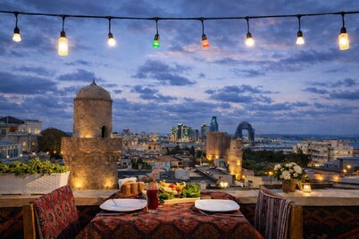 Old City Hatefi Apartments