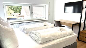 6 bedrooms, iron/ironing board, free WiFi, bed sheets