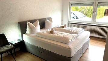 Rumah | 6 kamar tidur, setrika/meja setrika, Wi-Fi gratis, dan seprai linen