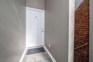 Interior - Queen City Views Suites (Cincinnati)