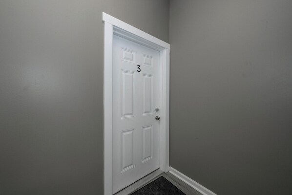 Interior - Queen City Views 3 Chic 2 Bdr! (Cincinnati)