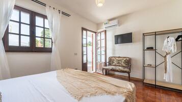 2 Schlafzimmer, Bügeleisen/Bügelbrett, Bettwäsche