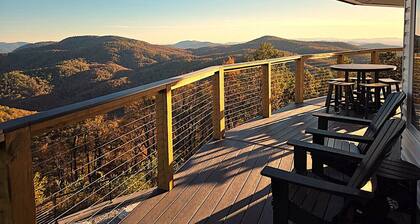 Magnificent Panoramic Mountain Views Asheville Hot Tub Golf