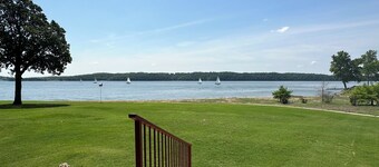 Eagle Beach- Waterfront, Large Beach, Next to Marina, <1 mile to golf