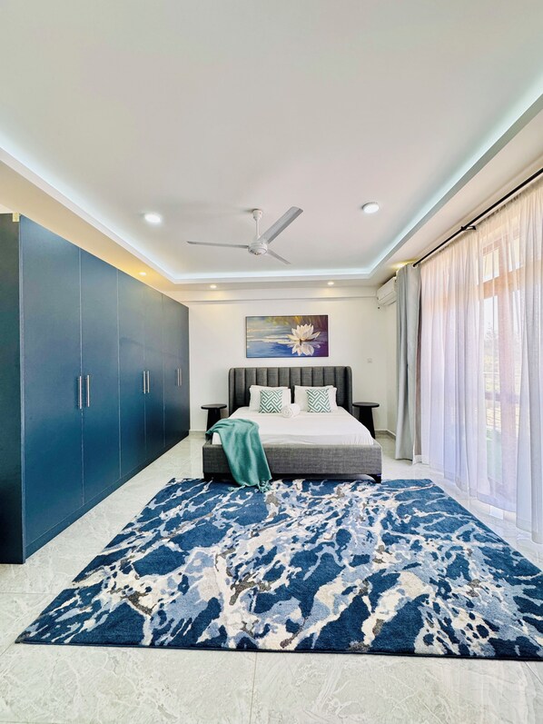 2 dormitorios, tabla de planchar con plancha, wifi y ropa de cama