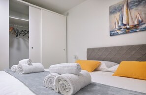 1 bedroom, WiFi, bed sheets