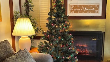 Télévision, cheminée