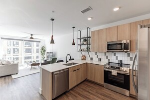 Apartamento, 1 habitación | Cocina privada | Frigorífico, microondas, horno y placa de cocina