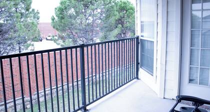 Spacious 6 bedroom Home - Gym - Office - Games - Near PGA & Universal Frisco