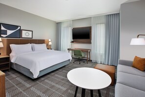 1 bedroom, desk, WiFi, bed sheets