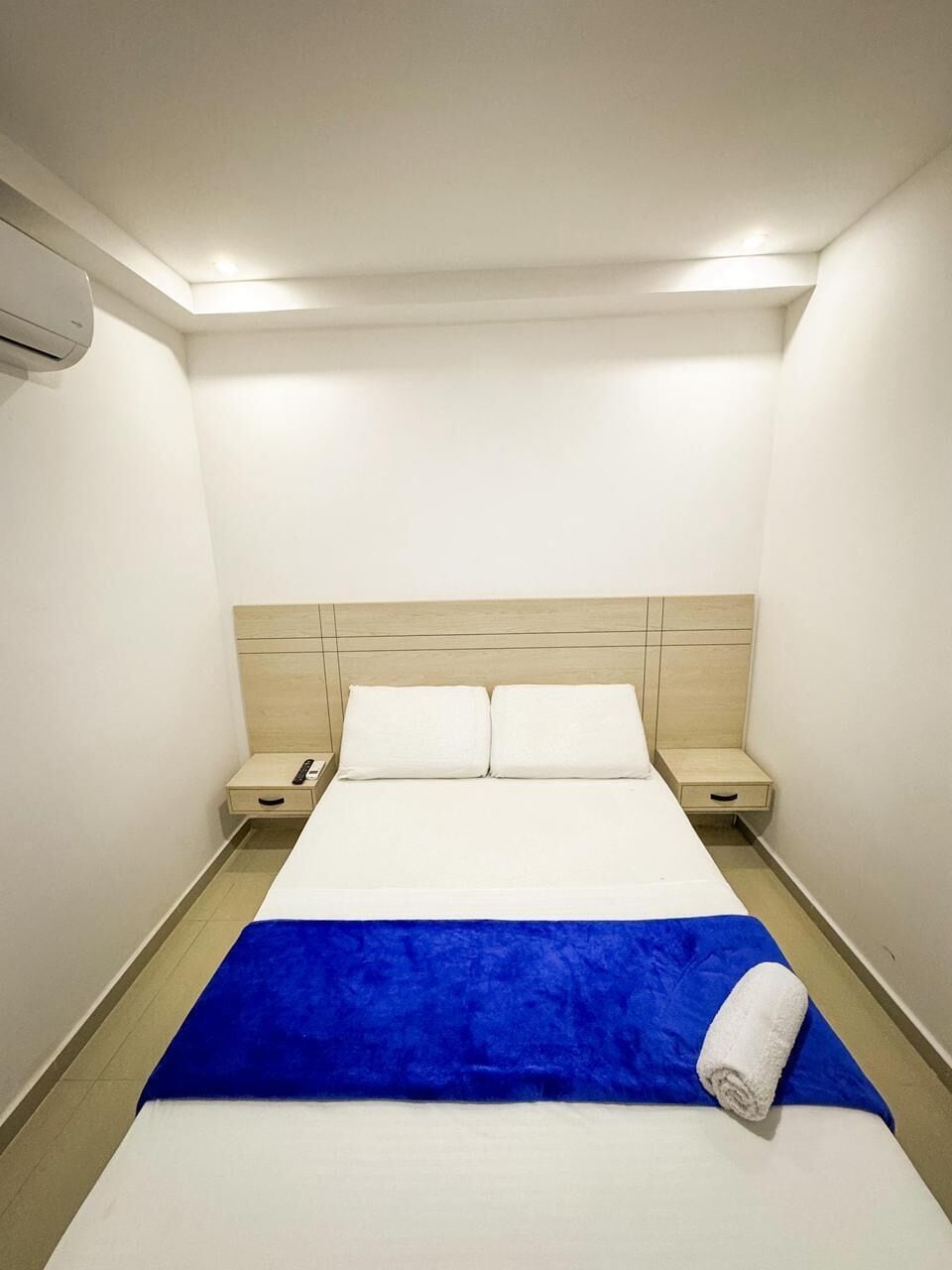 Quarto solteiro | Wi-Fi de cortesia