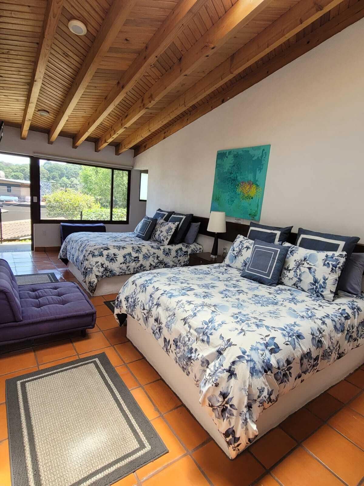 Villa Luxury, 4 camere da letto, patio, vista lago parziale | 4 camere, biancheria da letto di alta qualità, Wi-Fi gratuito, lenzuola