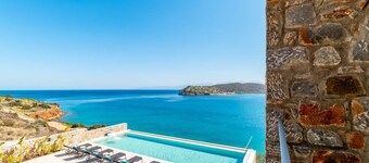 Villa Hislop - Ten Bedroom Villa, Sleeps 20