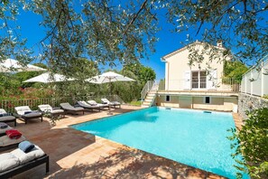 Una piscina climatizada