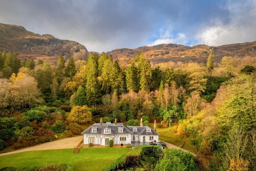 Sequoia House - Nine Bedroom Villa, Sleeps 19