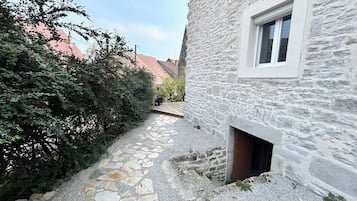 Enceinte de lâhĂ©bergement