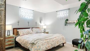 4 camere, una cassaforte in camera, una scrivania, ferro/asse da stiro