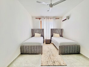 2 Schlafzimmer, Bügeleisen/Bügelbrett, Reisekinderbett, kostenloses WLAN