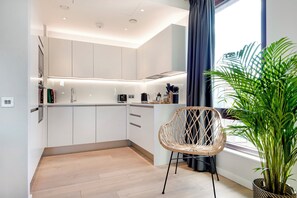 Interior - Camden Lock by condokeeper (London)