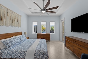 House, Multiple Beds, Pool Access, Pool View (Sunrise Island Retreat) | 4 bedrooms, free WiFi - Sunrise Island Retreat (Fort Pierce)