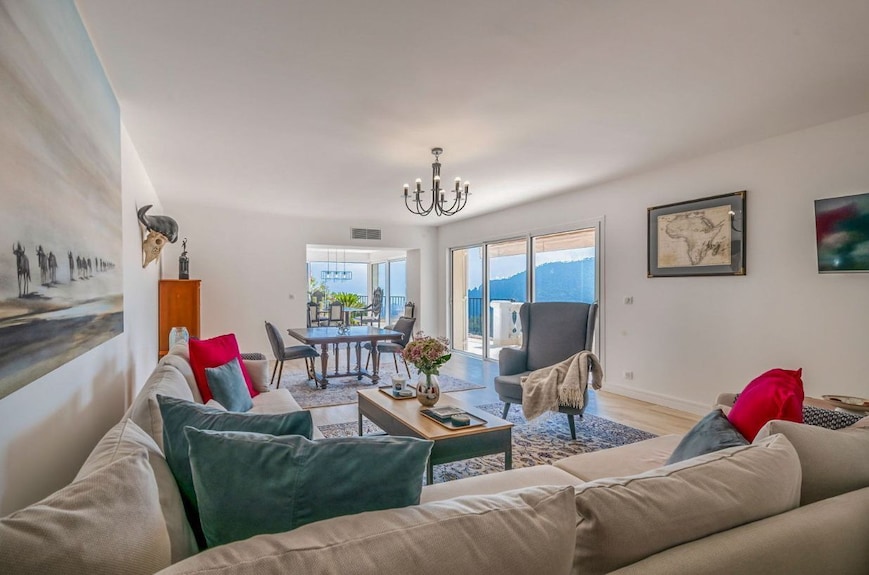Villa Amelia - Four Bedroom Villa, Sleeps 8 - Fréjus
