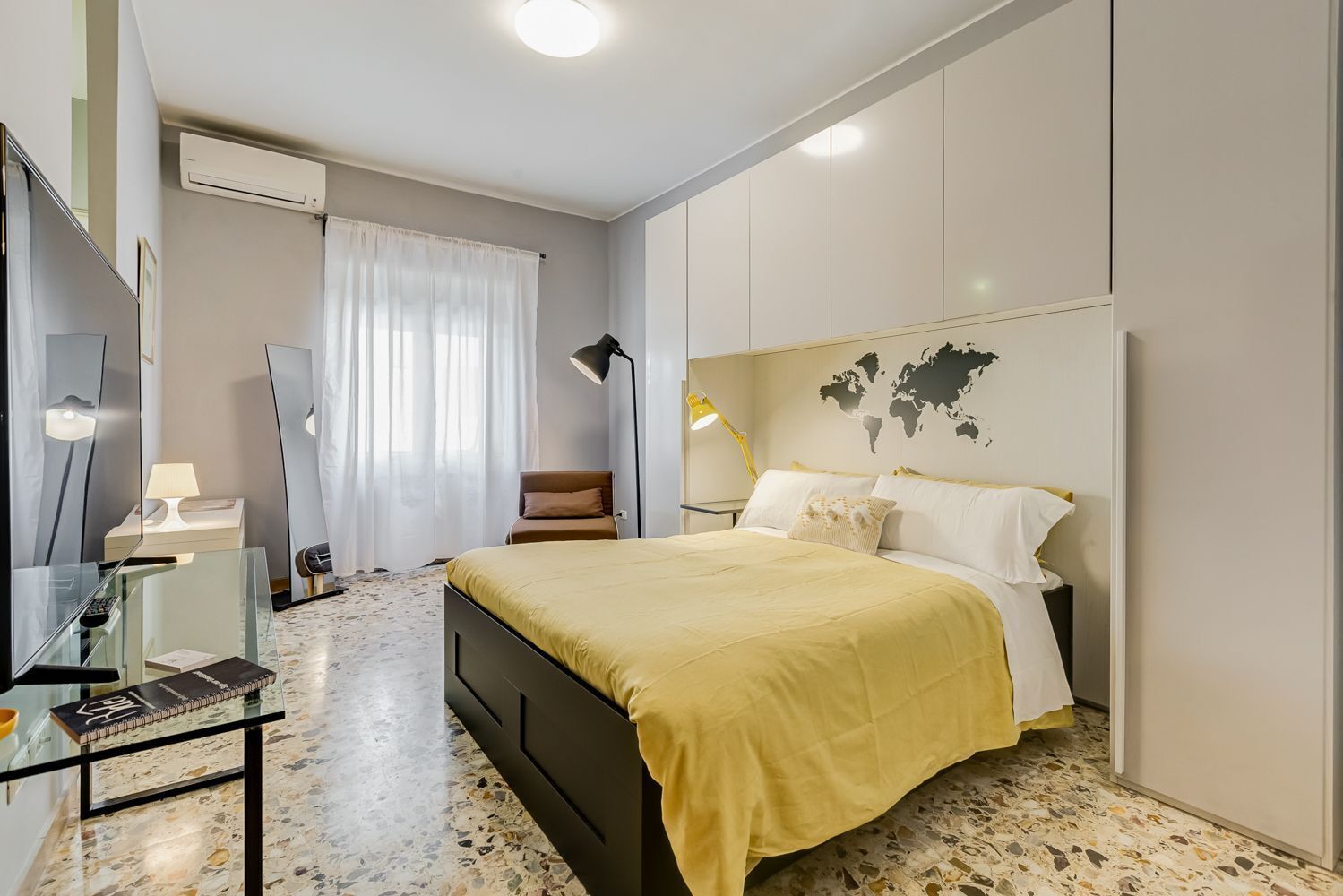 4 Schlafzimmer, Bügeleisen/Bügelbrett, Internetzugang, Bettwäsche