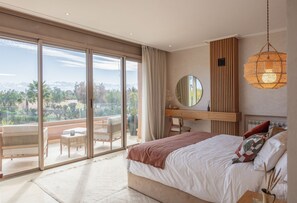 5 chambres, fer et planche à repasser, accès Internet, draps fournis