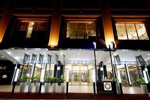 Unclassified image, 4 of 6, button - Kindness Hotel Qixian Kaohsiung (Kaohsiung)