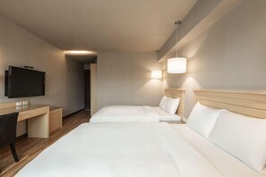 Cribs/infant beds - Kindness Hotel Qixian Kaohsiung (Kaohsiung)