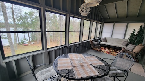  Newly listed: Ray's Retreat 