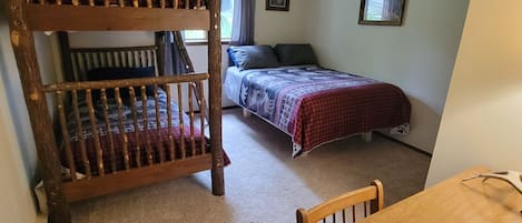 3 chambres, Wi-Fi, literie fournie, accessible en fauteuil roulant