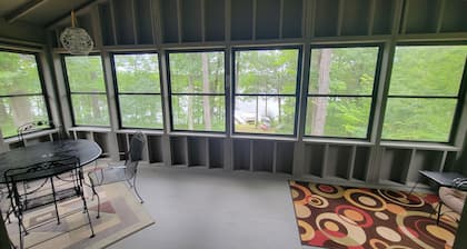 Newly listed: Ray's Retreat