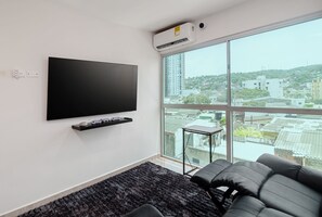 Smart-TV, Stereoanlage