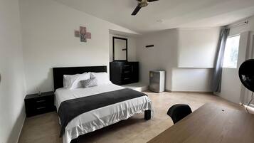 Standard-huoneisto | 1 makuuhuone, ilmainen Wi-Fi, vuodevaatteet