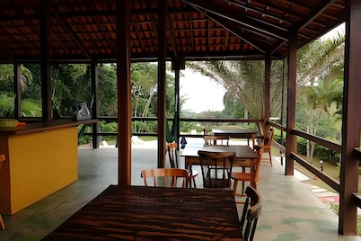 Linda casa em Boiçucanga