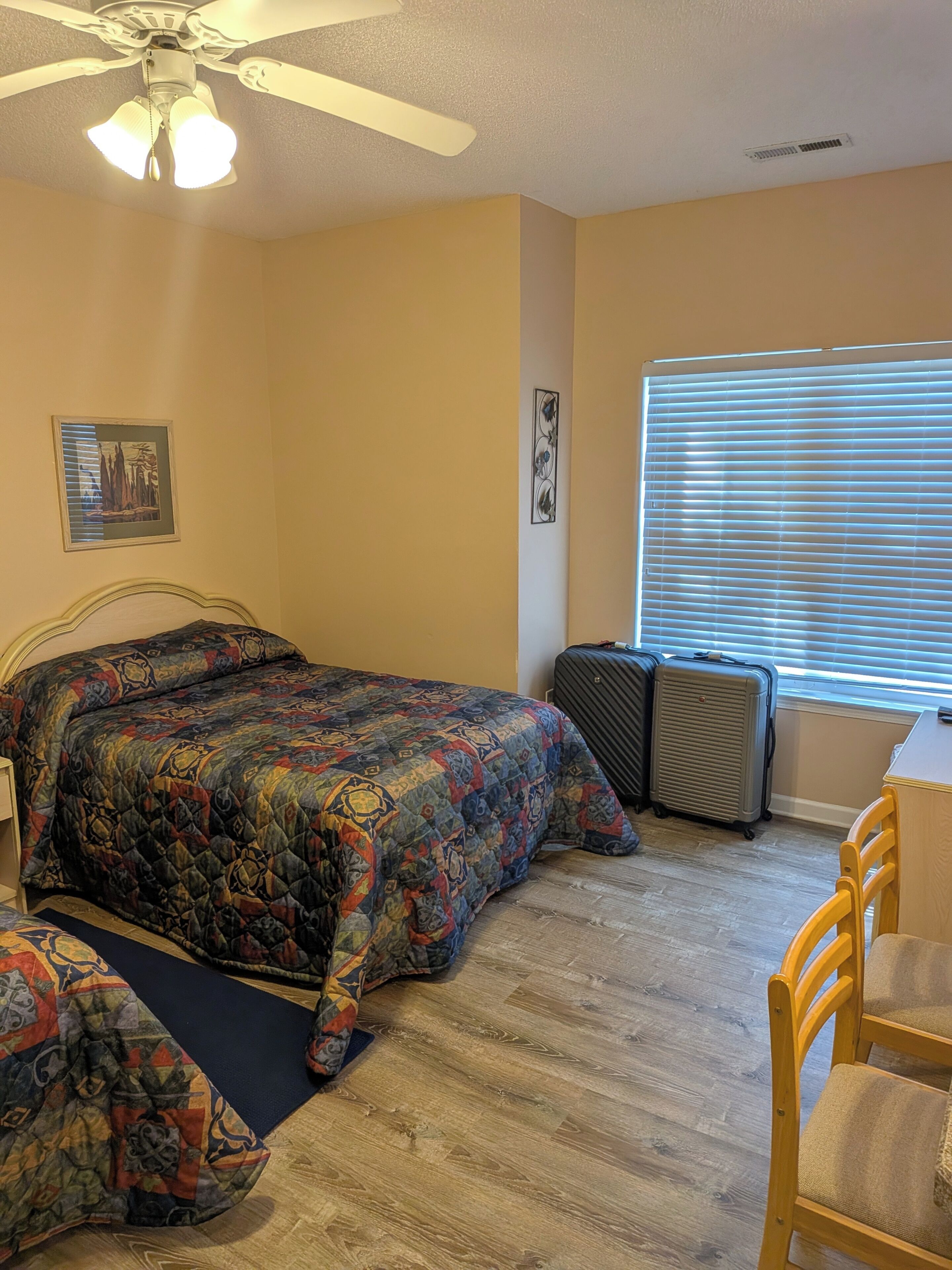 2 bedrooms, iron/ironing board, WiFi (free), bed sheets