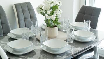 House | Dining