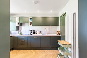 Fridge, microwave, oven, dishwasher