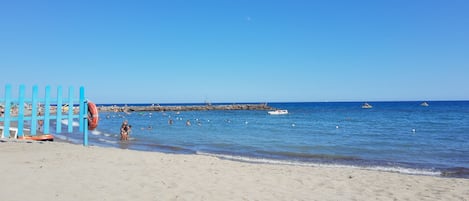 Sun loungers