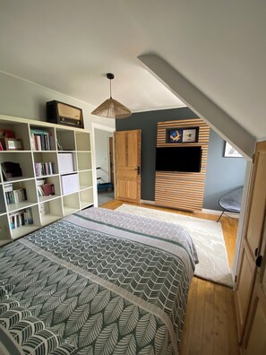 3 Schlafzimmer, Bügeleisen/Bügelbrett, WLAN, Bettwäsche