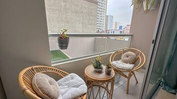Departamento, 3 habitaciones | Balcón