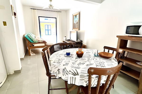 Villa | Restaurantes