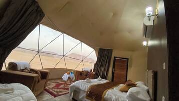 3 bedrooms, WiFi, bed sheets