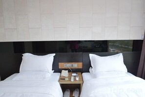 Unclassified image, 4 of 16, button - Durian Candy Hotel (Longhua Road Subway Station Jiangpu Bus Terminal Branch) (Nanjing)