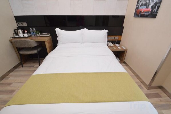 Unclassified image, 1 of 16, button - Durian Candy Hotel (Longhua Road Subway Station Jiangpu Bus Terminal Branch) (Nanjing)