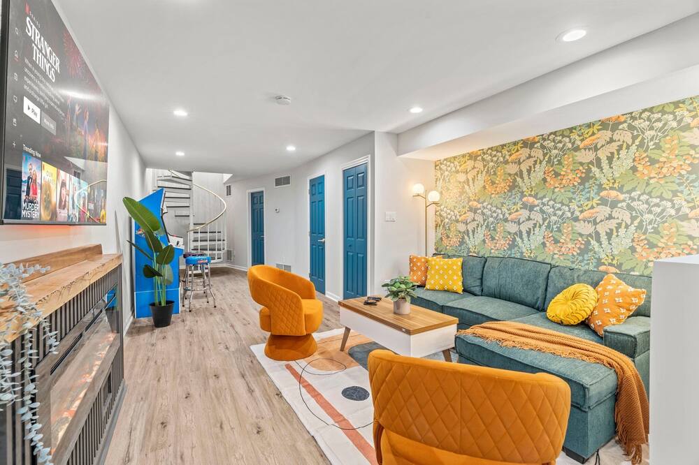 Stylish 1BR/1.5Bath Near Liberty Bell - Gibbsboro, NJ