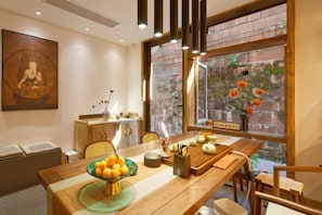 Dining - Dengnilai Inn (Fenghuang County)