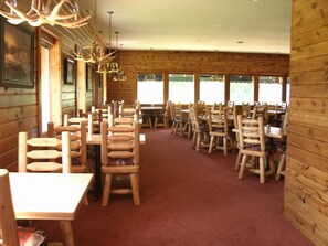 Restaurant - Eagle River Inn and Resort  (Eagle River)