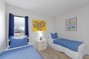 2 bedrooms, iron/ironing board, free WiFi, bed sheets